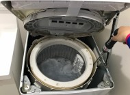 洗濯機の汚れを落とすコツを教えます。